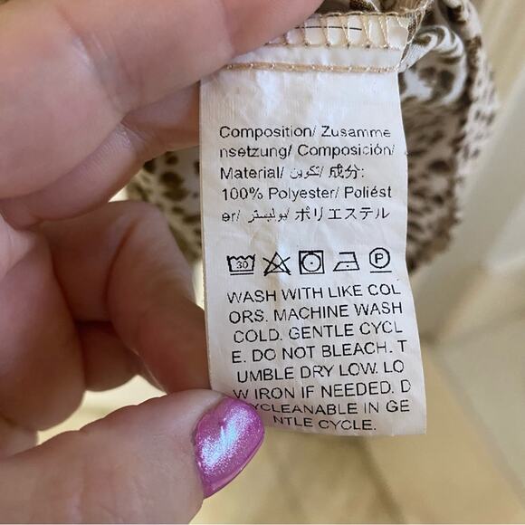 SHEIN • Leopard Cheetah Print Long Sleeve Swing Dress - Picture 5 of 6